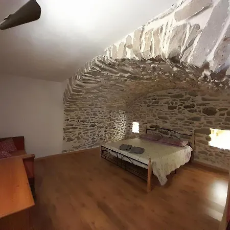 Apartment La Mezzaluna *